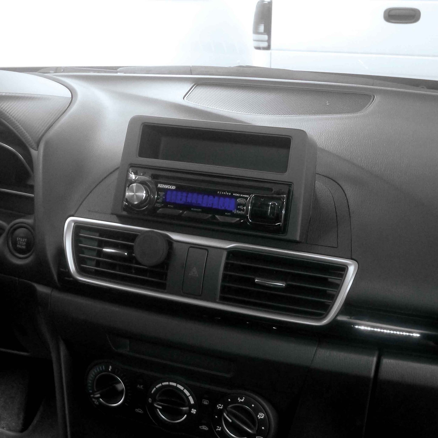 Metra 99-7526B Single-DIN Dash Kit for 2014-2018 Mazda 3