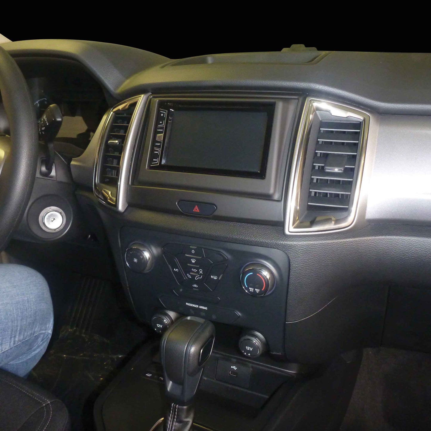 Metra 99-5857B Single/Double-DIN Dash Kit for Ford Ranger