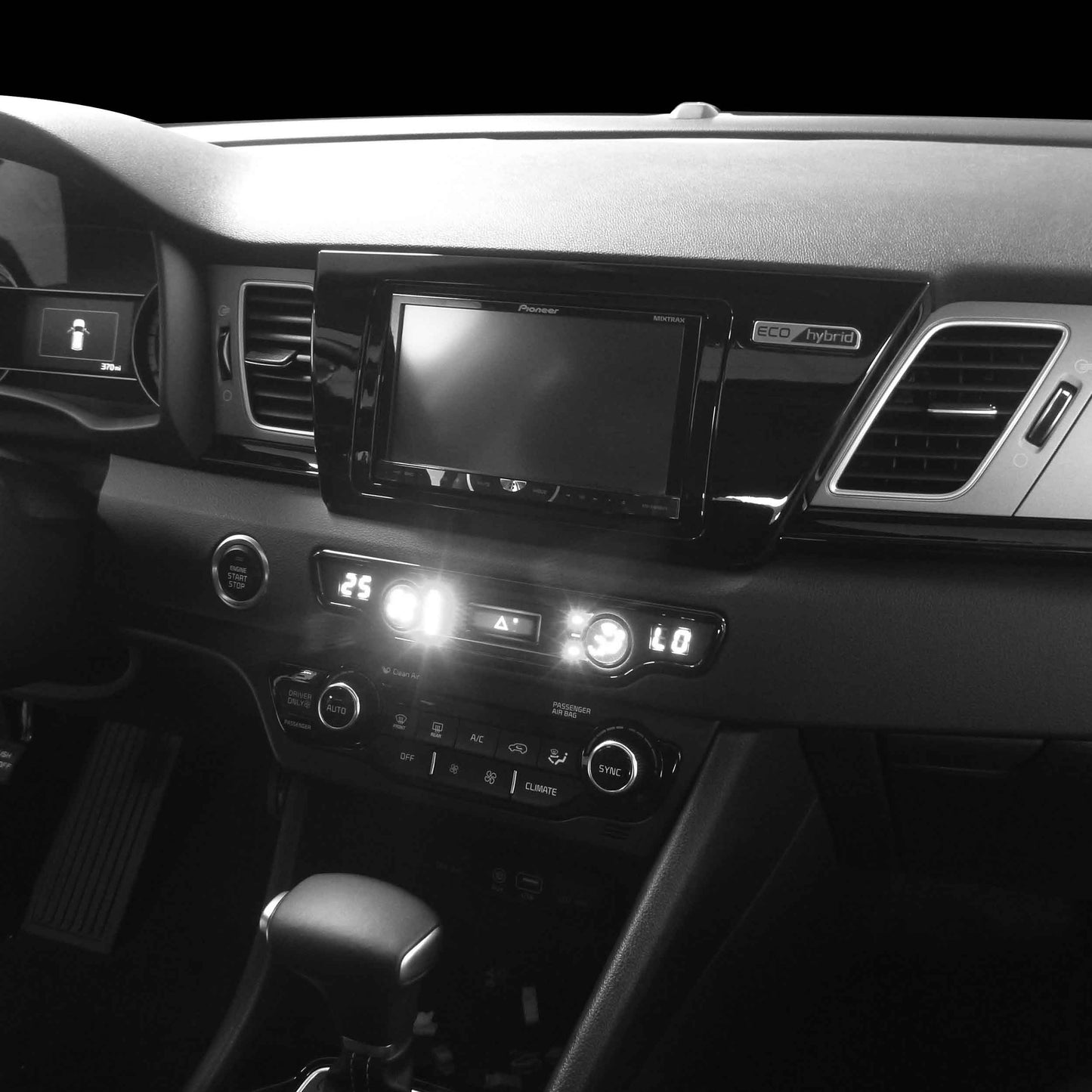 Metra 99-7382HG Dash Kit for Kia Niro without Factory NAV