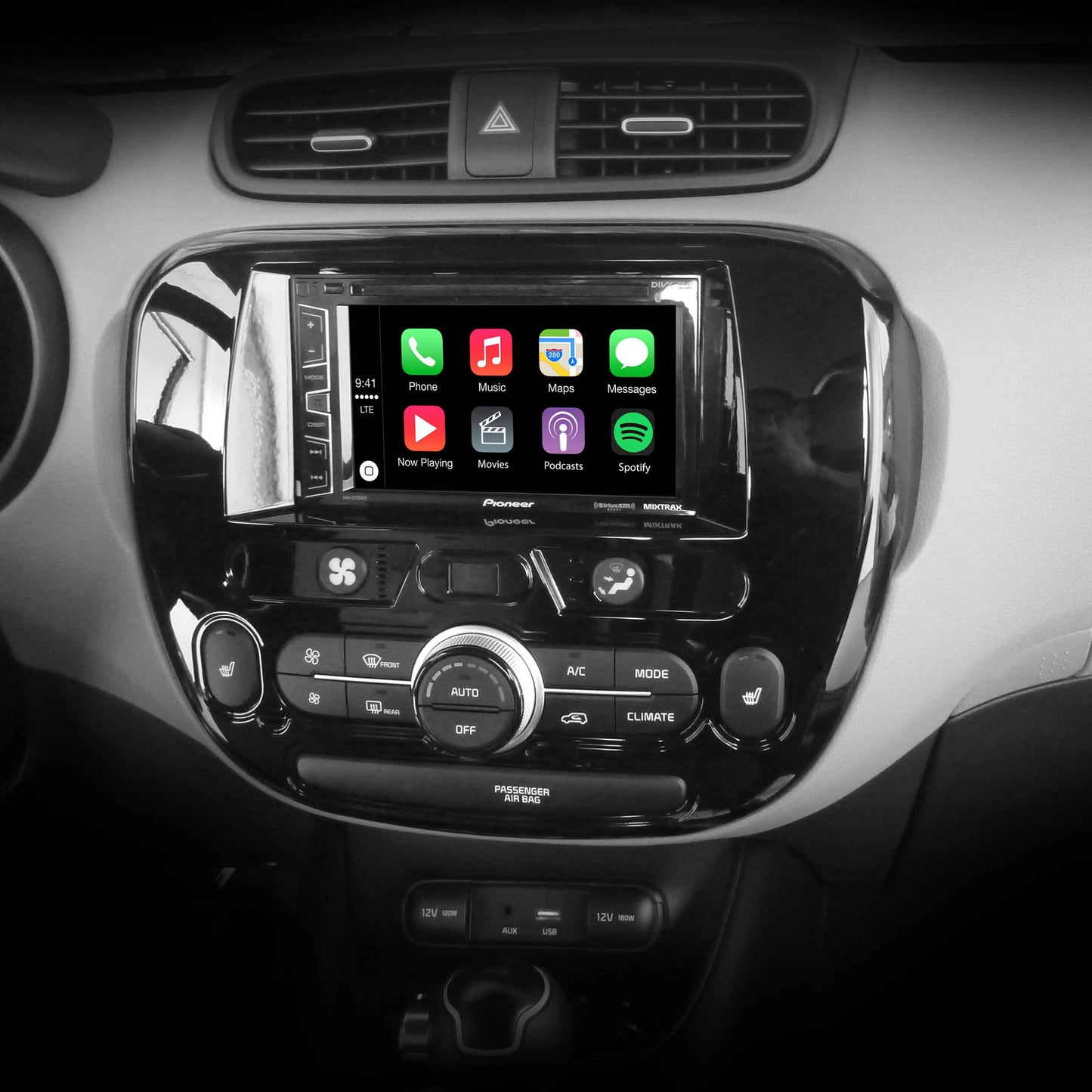 Metra 99-7388HG TouchTronix Dash Kit for Kia Soul with NAV