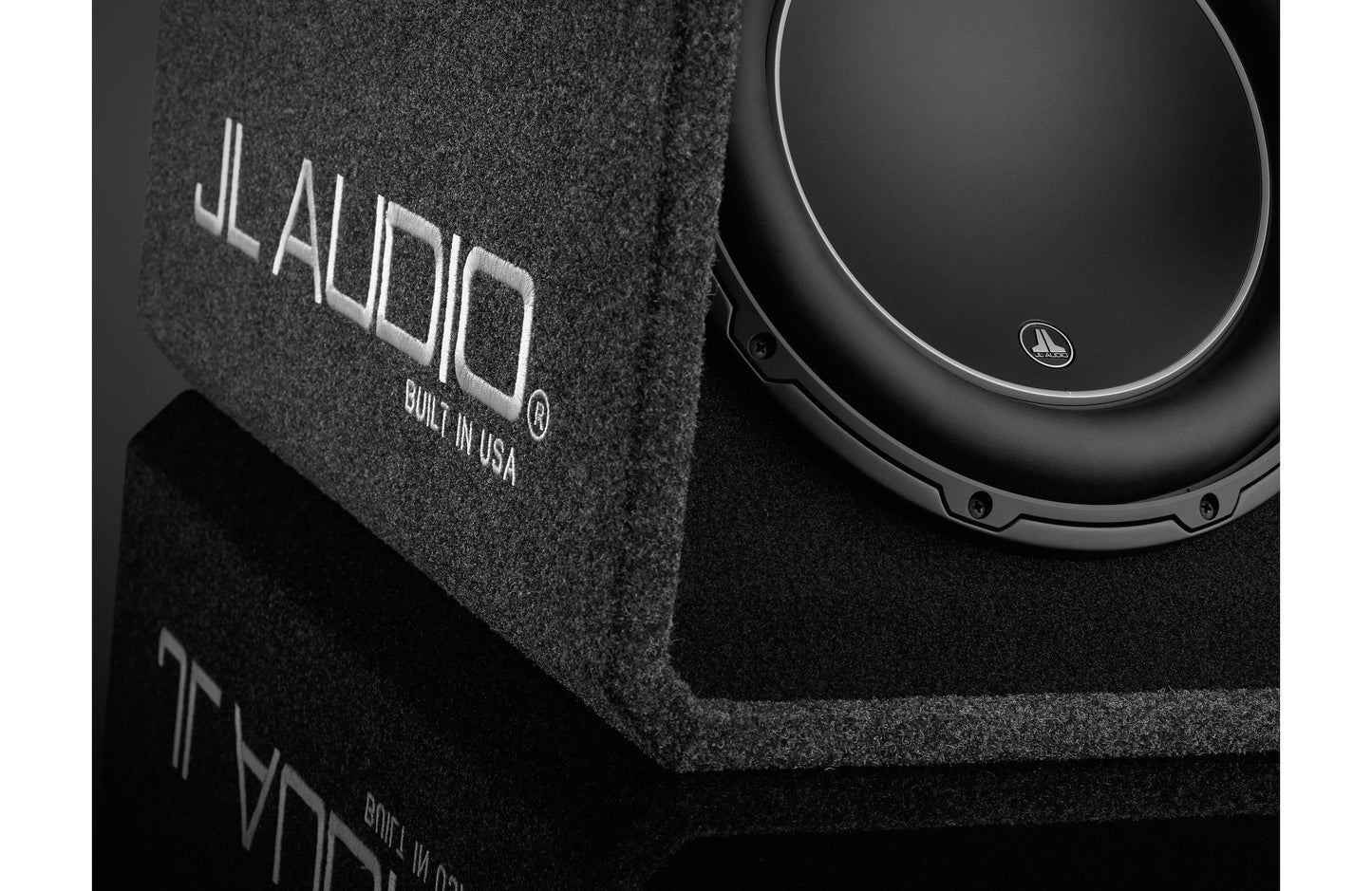 JL Audio H.O. Wedge 12" Enclosed Subwoofer (HO112-W6v3) – 010-03059-00 (93315)